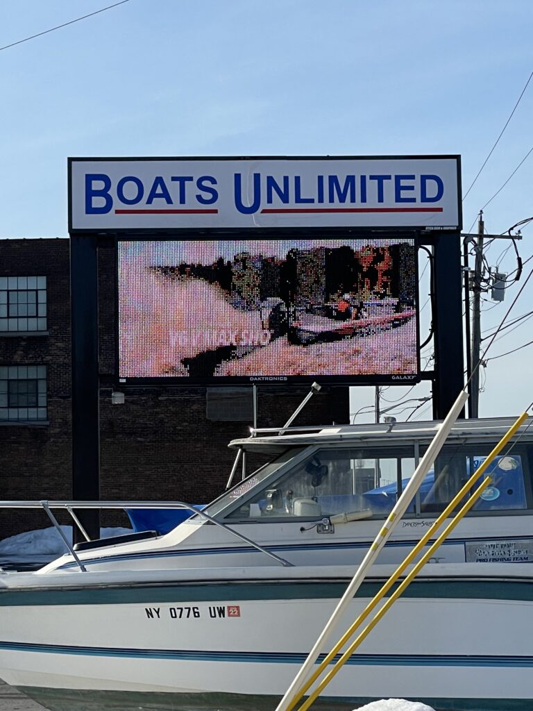 DIGITAL / READER BOARDS UTICA SIGN & GRAPHICS